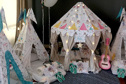 Como fazer uma festa do Pijama cabana personalizadas no estilo havaiano 