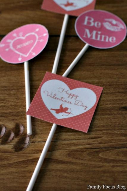 Cupcake para Dia dos Namorados Topper de coração com Cupido
