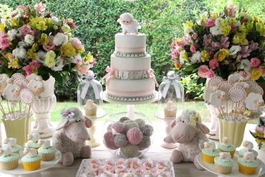 Decoração de Chá de Bebê de menina Ovelhinha