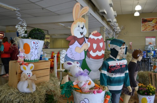 Decoração de Páscoa Para Loja: coelhos e ovos