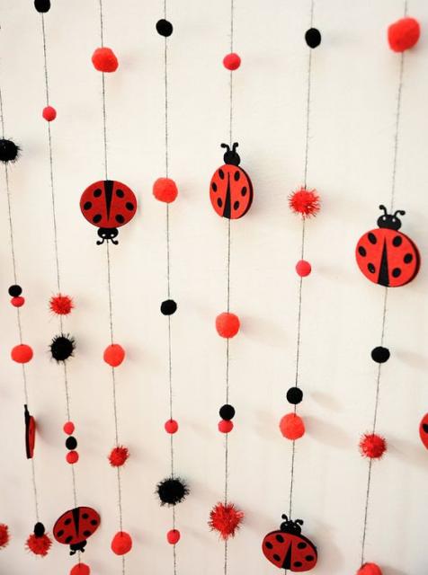 Decoração da Festa Ladybug Simples cortina de joaninha