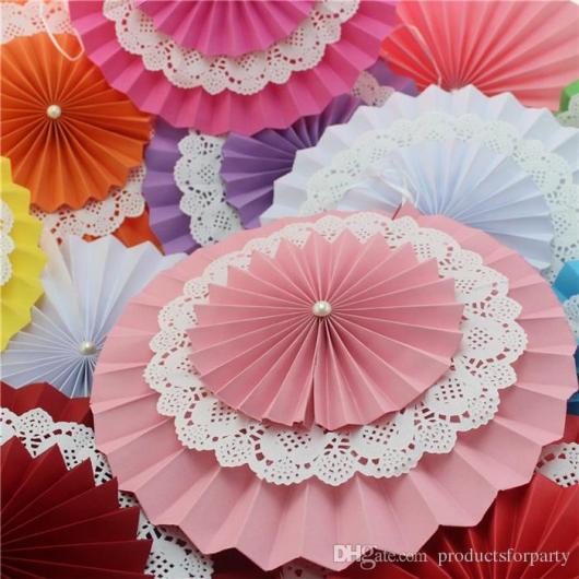 Painel de Flores de Papel Gigantes lilás, branco, rosa e vermelho