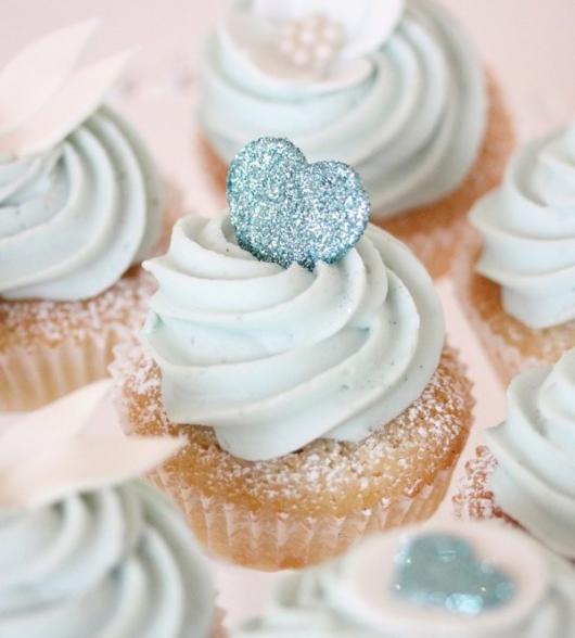 Como Fazer Lembrancinhas de Casamento cupcake decorado com doce de leite