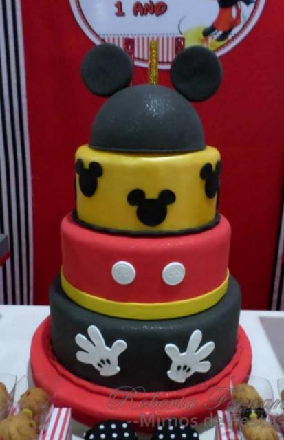 Como fazer um bolo fake: bolo fake de EVA com tema Mickey