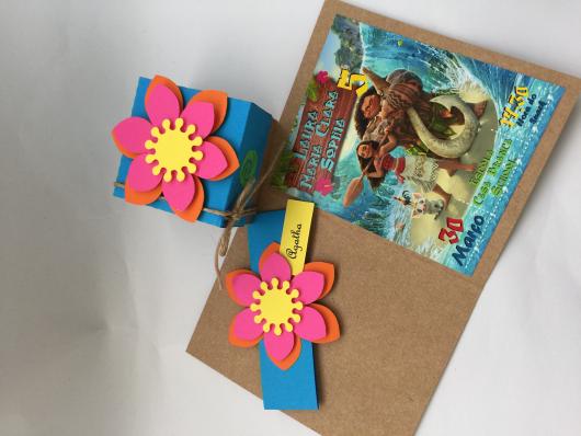 Convite Moana scrap no papel craft e flor 3D