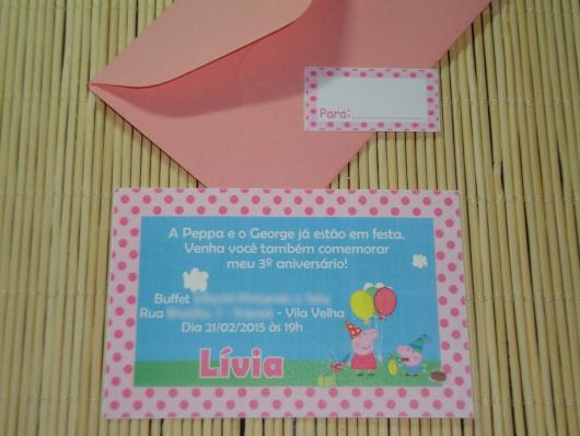 convite Peppa Pig azul com envelope rosa