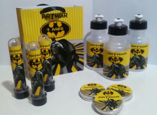 Fotos e Ideias de Lembrancinhas do Batman de biscuit kit festa