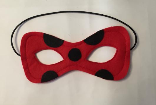 Lembrancinhas Ladybug em feltro máscara