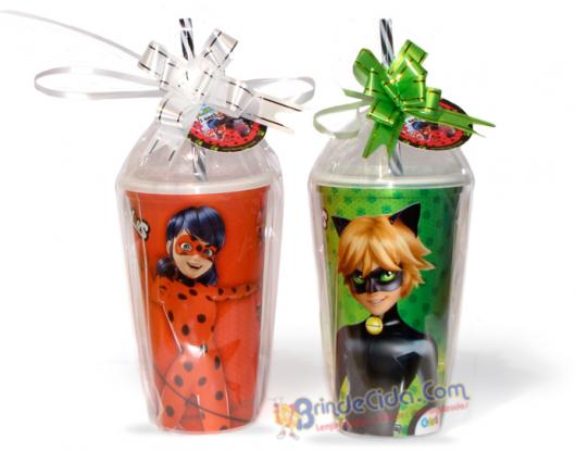 Lembrancinhas Ladybug e Catnoir copo com canudo personalizado