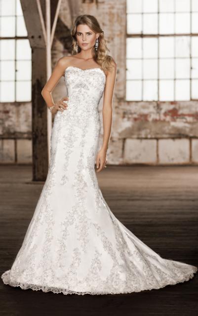 Vestido de Noiva Tomara que Caia com bordado de brilhos