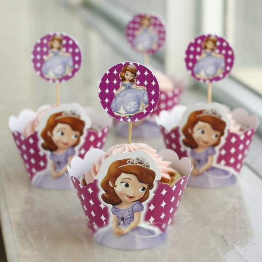 Cupcake Princesa Sofia com topo personalizado