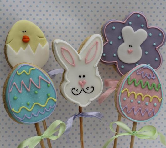 Biscoitos Decorados de Páscoa no formato de coelho