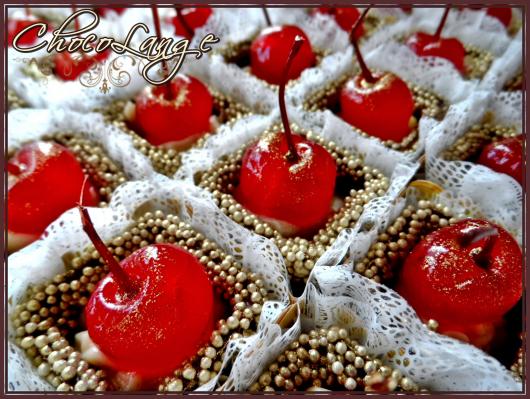 Copinho de Chocolate com cereja e granulado