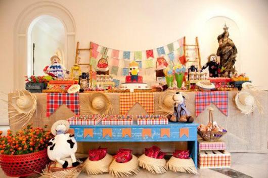 Decoração Festa Junina toalha de mesa de juta