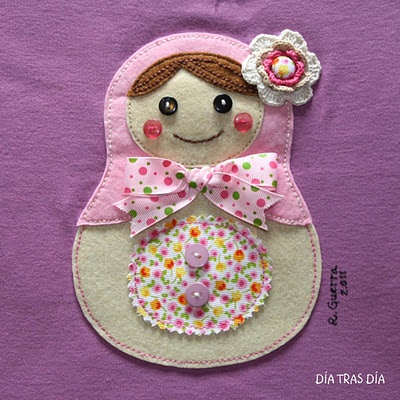 Lembrancinha Dia das Mães em feltro matrioska