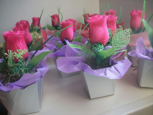 Lembrancinha Dia das Mães com caixa de leite vasinho de flor