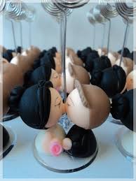 lembrancinhas de casamento de biscuit noivos porta retrato