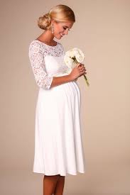 vestido de noiva para grávidas com mangas de renda