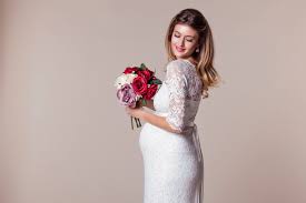 vestido de noiva para grávidas com renda