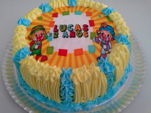 Bolo de Aniversário Feminino com papel de arroz Patati Patatá