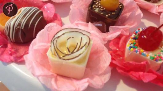 Bombons Finos para festa infantil com cereja e confete colorido