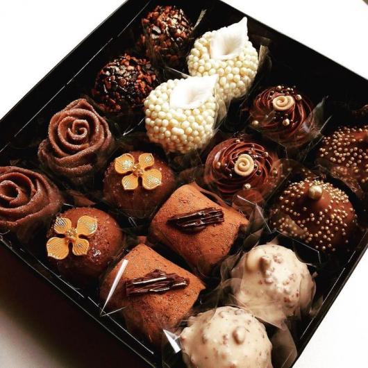 Bombons Finos para presente com formato de rosa