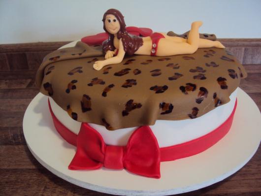 Chá de Lingerie bolo com topo estilo animal print