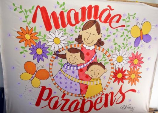 Decoração Dia das Mães para escola com painel pitado