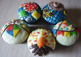 doces decorados para decoração festa junina chique