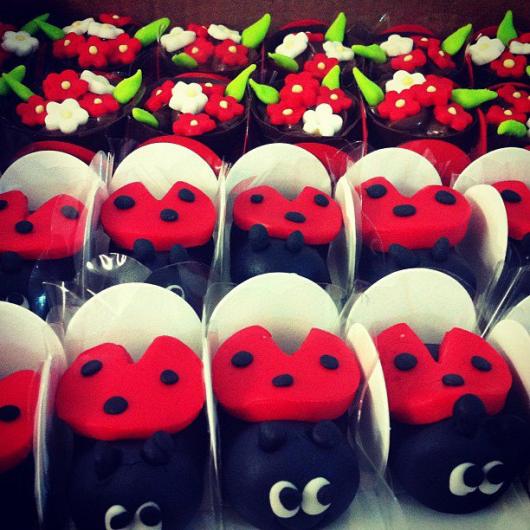 Doces Personalizados Ladybug bombom no formato de joaninha