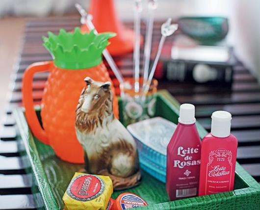 Festa Brega modelo de decoração com jarra de abacaxí