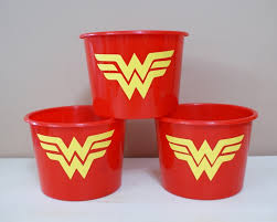 Festa Mulher Maravilha lembrancinha balde de pipoca personalizado