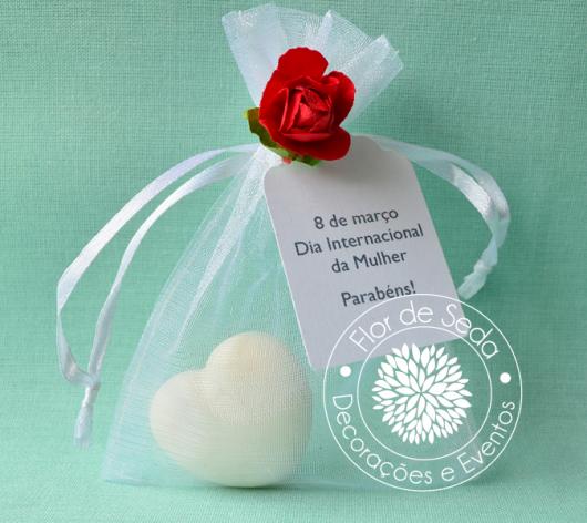 Lembrancinhas para Mulheres para Dia das Mães sabonete no formato de coração