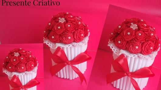 Lembrancinhas para Mulheres para namorada arranjo de rosas de EVA