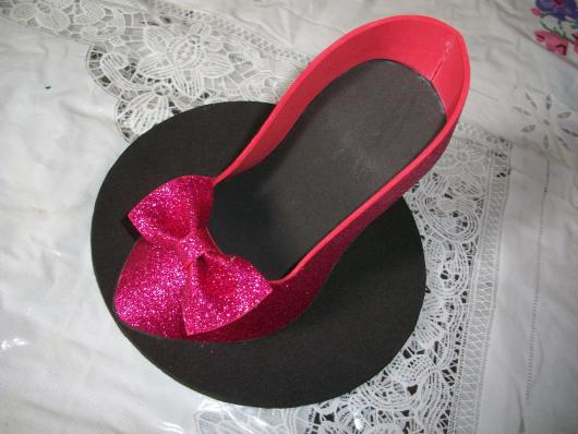 Lembrancinhas para Mulheres para amiga porta celular EVA