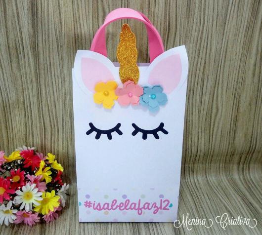 Sacolinha Surpresa unicórnio com florzinhas coloridas