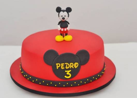 Bolo personalizado Mickey vermelho e preto