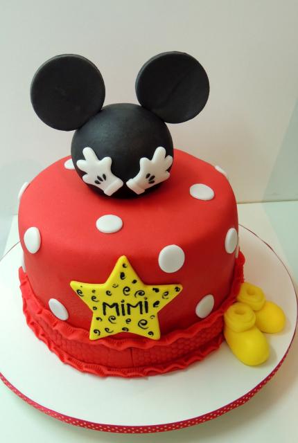 Bolo personalizado Mickey com bolinhas brancas