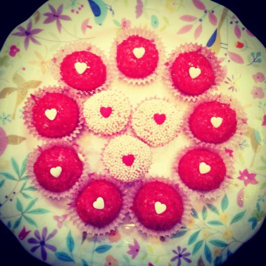 Doce bicho de pé gourmet com confete de coração