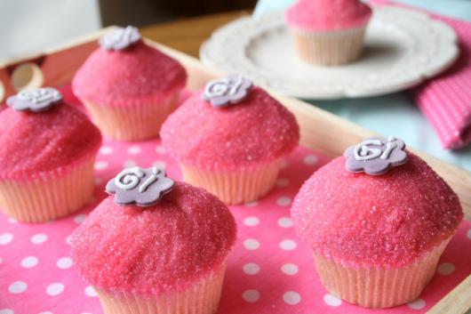 Doce bicho de pé gourmet em forminha rosa claro