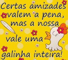 Frase divertida com fundo amarelo e desenho de galinha.