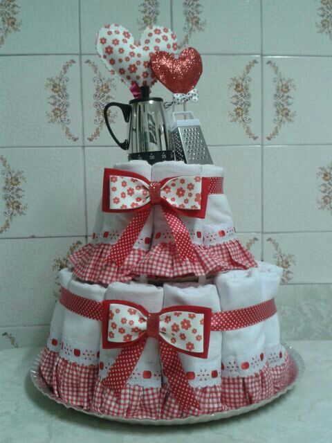 bolo chá de casa nova feito com pano de prato