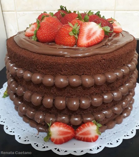 naked cake de chocolate