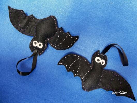 Enfeites de Halloween de Feltro: chaveiro de morcego