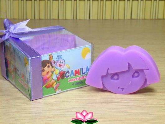 festa dora aventureira lembrancinha sabonete personalizado