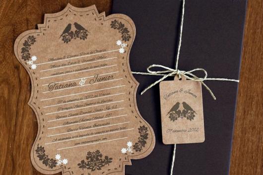 Convite de casamento rústico chique com envelope preto