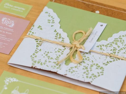Envelope para convite de casamento branco