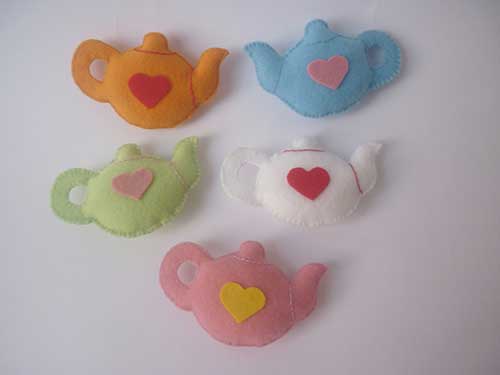 Lembrancinha de Chá de Panela de feltro: bule