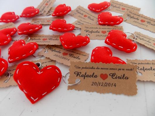 Lembrancinha de Chá de Panela de feltro: coração