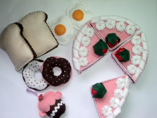 Lembrancinha de Chá de Panela de feltro: guloseimas